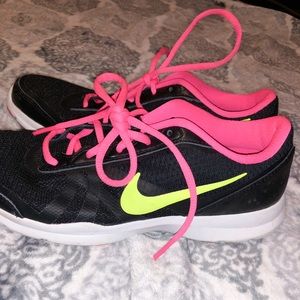 nike running shoes